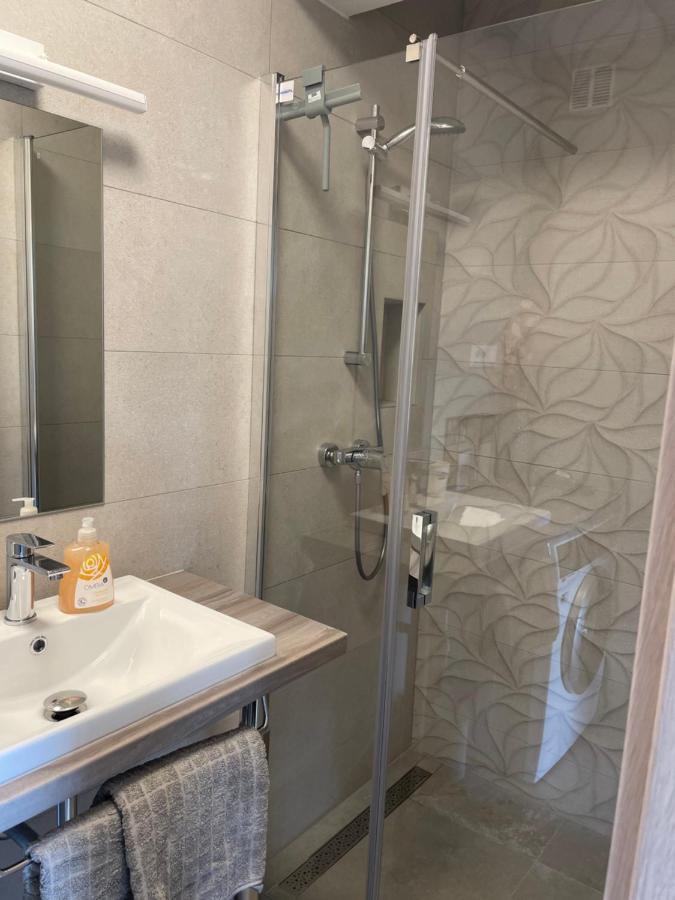 Sandra Apartments Макарська Екстер'єр фото