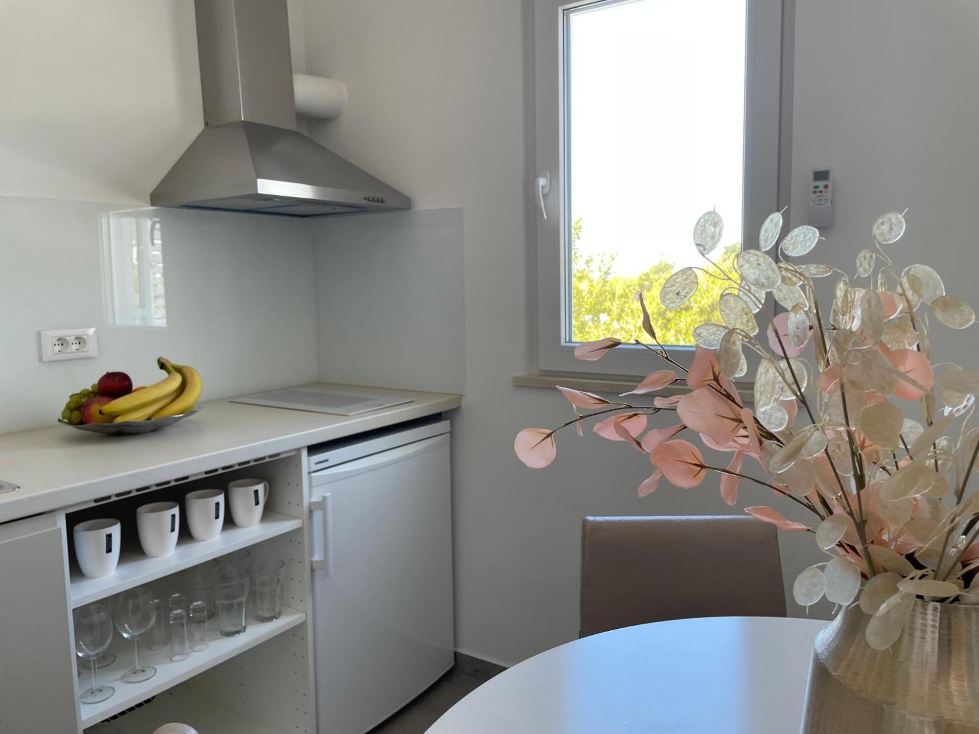 Sandra Apartments Макарська Екстер'єр фото